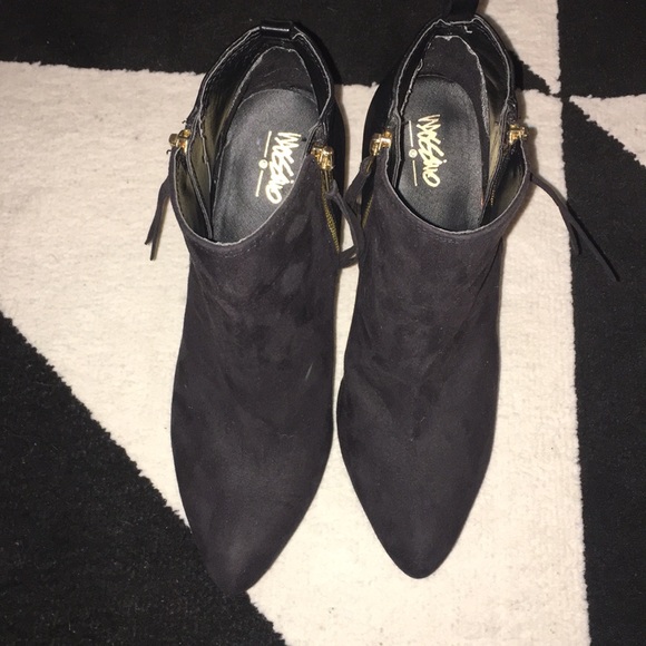 Booties - Picture 2 of 3